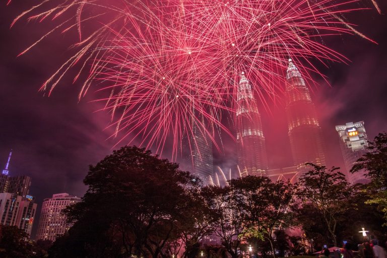 feu artifice mariage - Bron (69500)