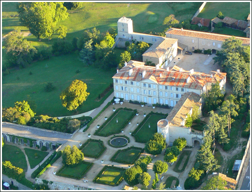 animation mariage chateau de gourdan - Le Château de Gourdan en Ardèche est situé à 4 km d’Annonay et à 70 km au sud de Lyon par l’autoroute du A7.